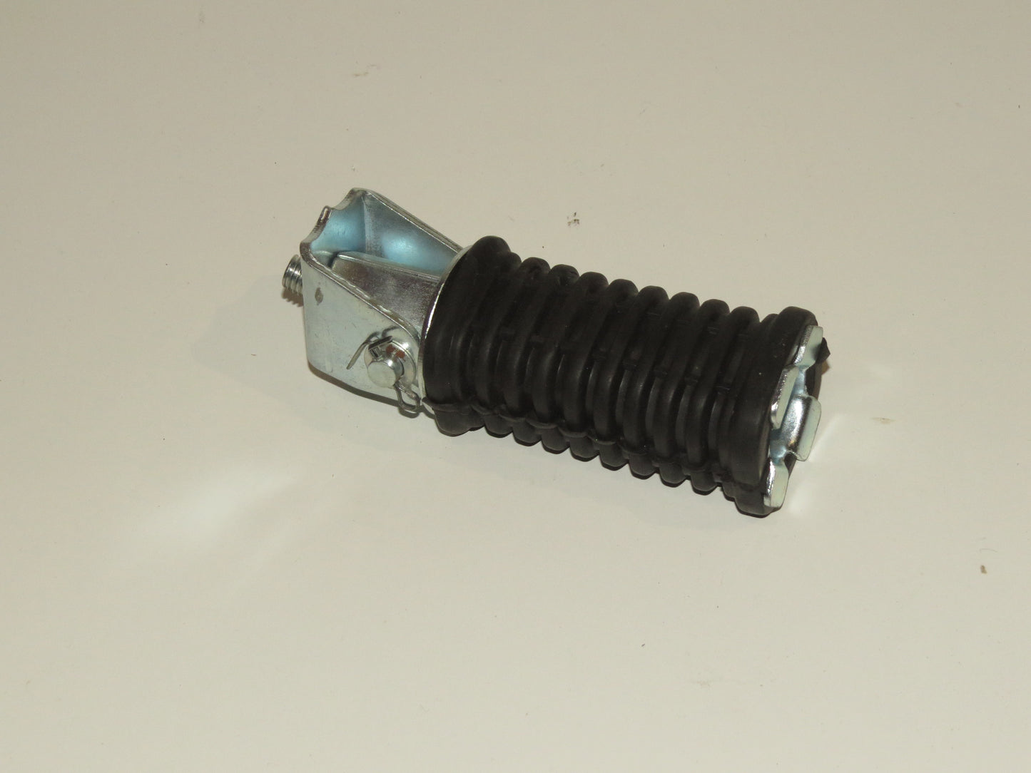Jawa 632 634 638 639 stupačka zadná