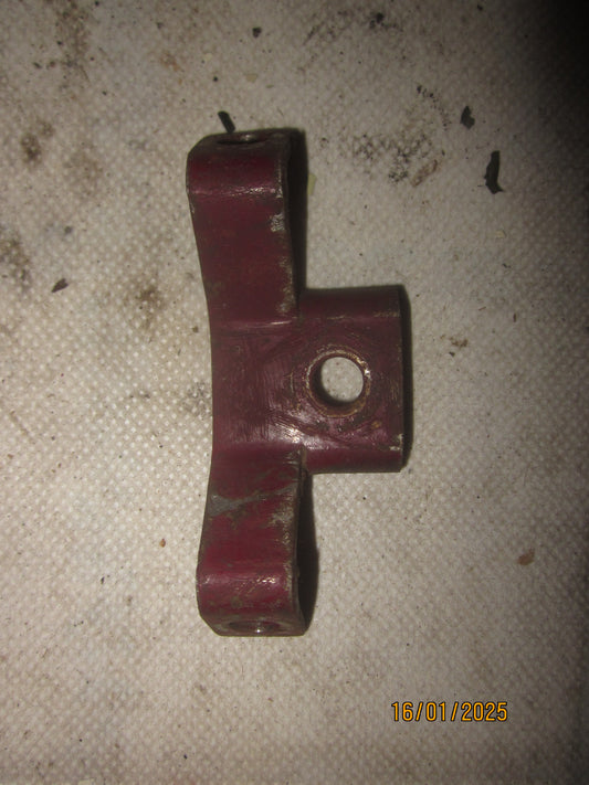 Držiak klaksónu K111