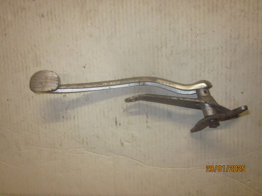 Jawa 250 páka nožnej brzdy P243