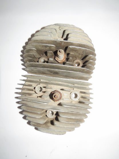 Jawa 350 panelka 360 hlavy valcov