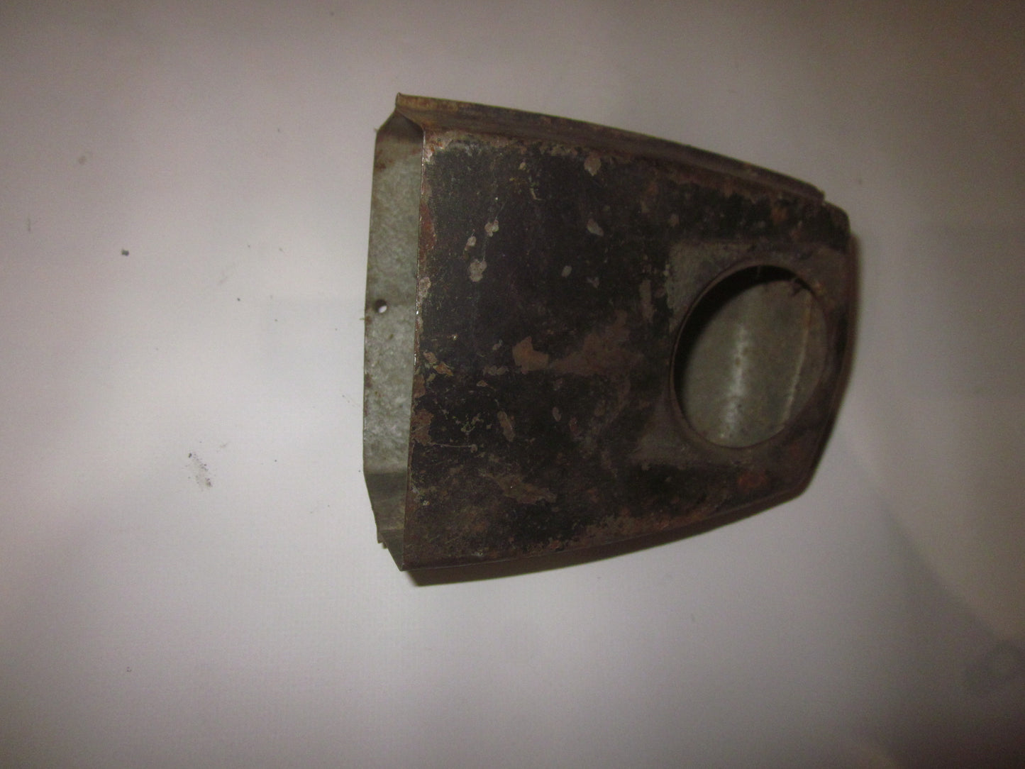 Babetta 207 maska predného svetla K627