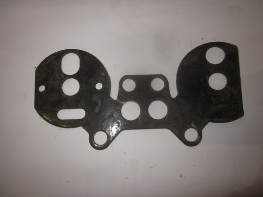 Jawa 632 634 638 639 držiak tachometra K811